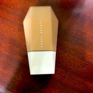 Fenty Beauty Eaze Drop color 9